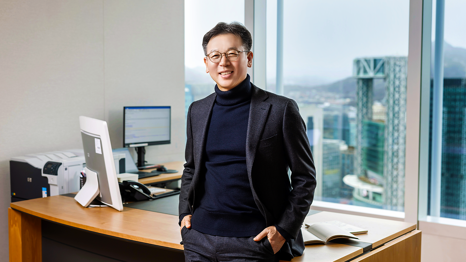 Top_Team_인터뷰_관성_벗어나_혁신하라_AI_Infra_김주선_사장이_AI_시대에_대응하는_전략_01
