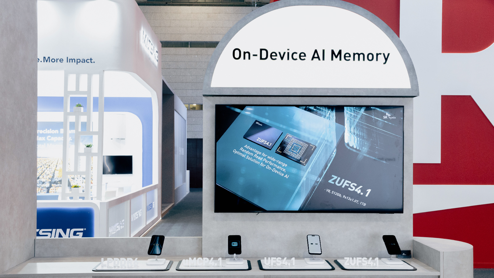 ▲ MWC 2026 SK하이닉스 전시 공간