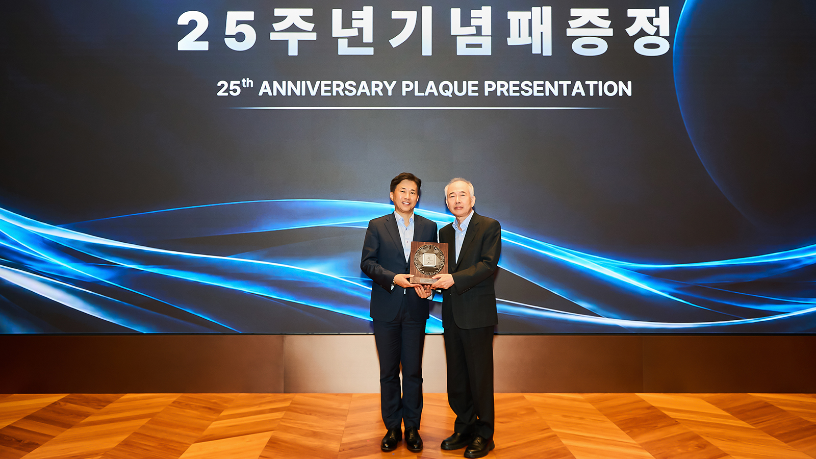 “신뢰로 함께 걸어온 25년, 다음 25년의 가능성을 열다”… SK하이닉스, ‘2026 파트너스데이’서 협력사와 ‘원팀(One Team)’ 결속력 재확인 13 행사 사진