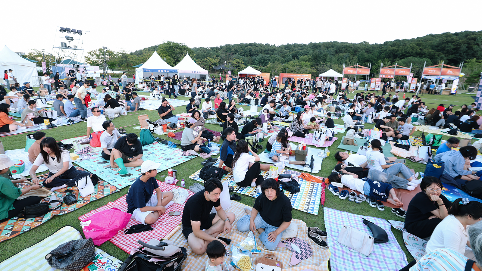 SK하이닉스, ‘2026 기업열전展’ 개최… 문화와 기술로 이천 시민과 만나다 기타 이미지 stroy 2026 01